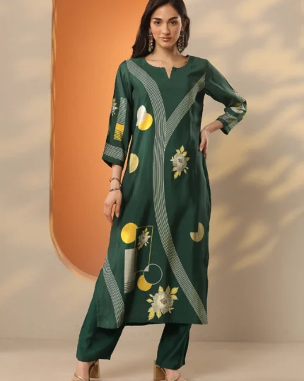 Green Printed Silk Blend Straight Kurta