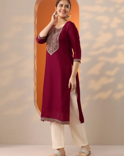 Pink Embroidered Silk Blend Straight Kurta