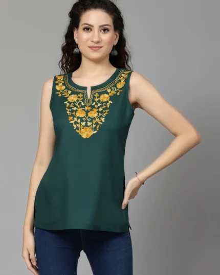 Nadia Green Sleeveless Short Kurti